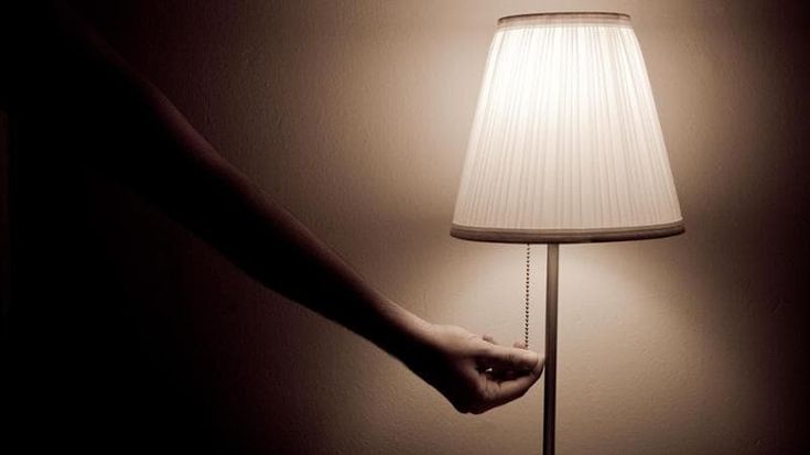 Italiani e sostenibilità: sette su dieci hanno ridotto i consumi di luce e gas. E non solo per i rincari