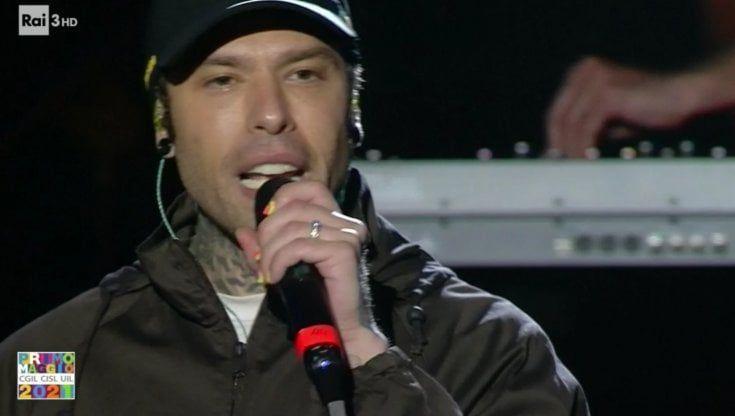 Primo maggio, Fedez dal palco attacca la Lega in diretta tv