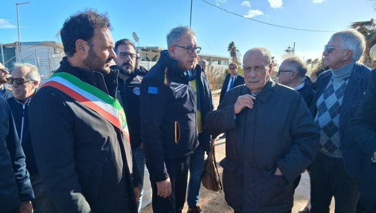Ciclone Harry, sopralluogo di Schifani a Siracusa: “Rimborsi in tempi brevi”