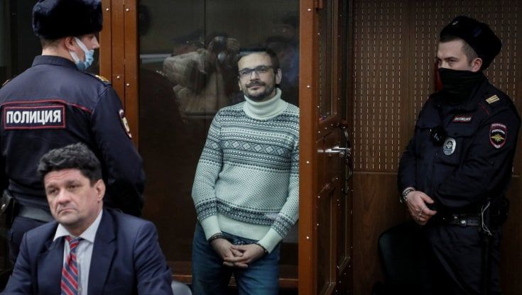Russia, 8 anni e mezzo di carcere per l'oppositore Jashin: "Ma abbiamo vinto noi"