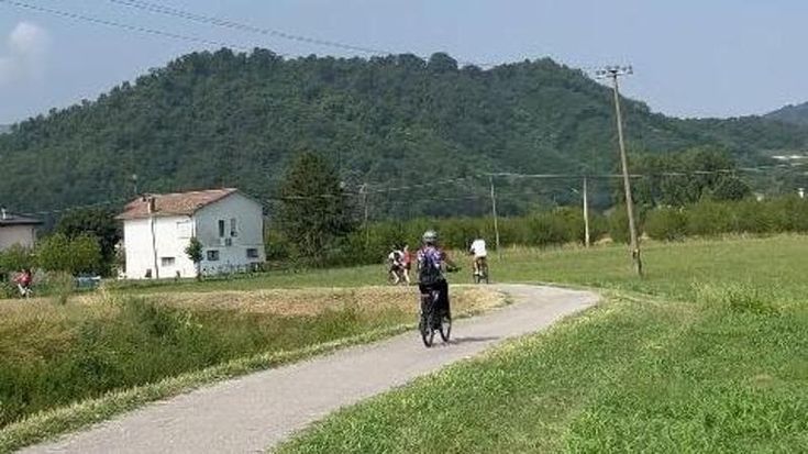 Tra terme, Petrarca e D'Annunzio. Il Veneto dei Colli Euganei a passo lento. In bicicletta