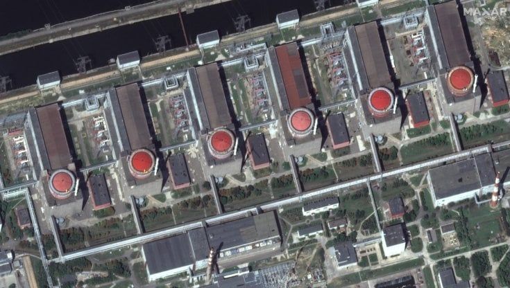Nella centrale atomica, sotto a una pioggia di missili: "Qui rischiamo il disastro"