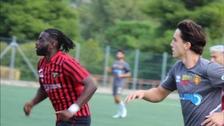 Chiede gli stipendi arretrati, la Folgore licenzia Kokanzo: “Non può fare il sindacalista”
