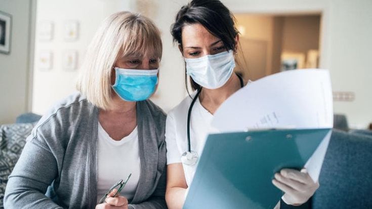 Medici a casa degli over 65: a Milano parte il piano per monitorare i pazienti a domicilio evitando ingorghi nei pronto soccorso