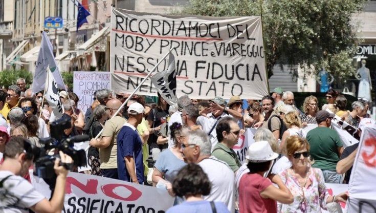Per il rigassificatore di Piombino l’avvio a marzo ora è un miraggio, la decisione definitiva passa al prossimo esecutivo
