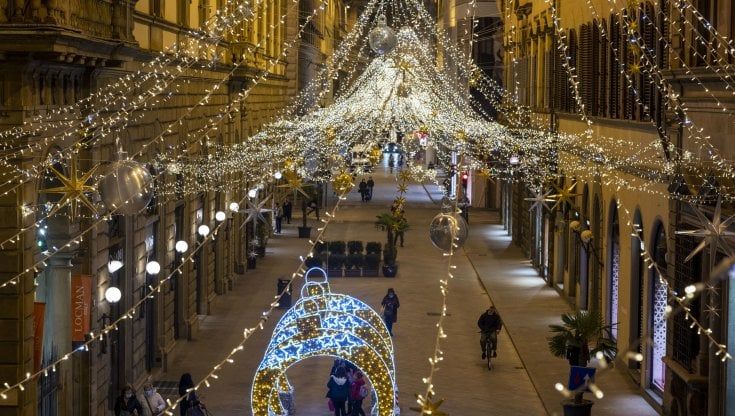 Covid, il piano Natale: Italia tutta gialla, con divieto di spostarsi tra regioni 