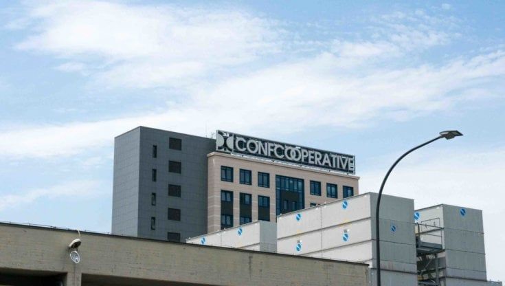 Confcooperative: “Stop agli appalti al massimo ribasso, non si risparmia sulla pelle di chi lavora"