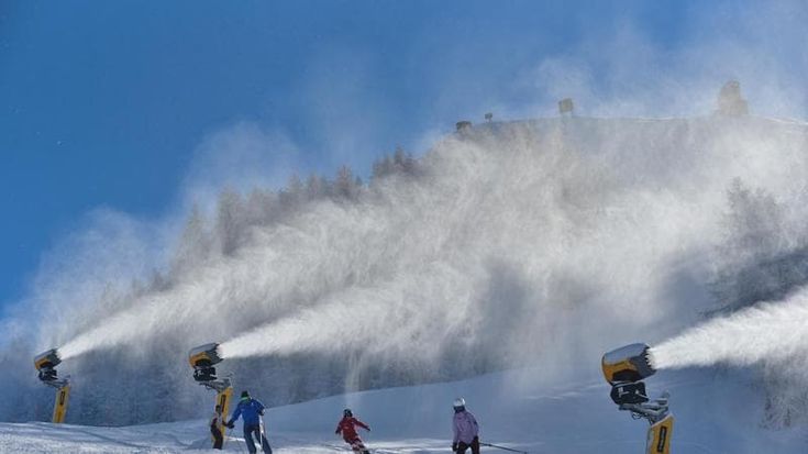 A Sestriere e dintorni si scia dal 6 dicembre: Vialattea saluta Brasso e punta sui nuovi skipass