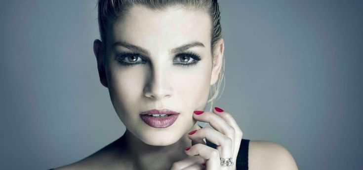 Emma Marrone: "'Valletta' &egrave; solo una parola, conquister&ograve; il palco con l'ironia"