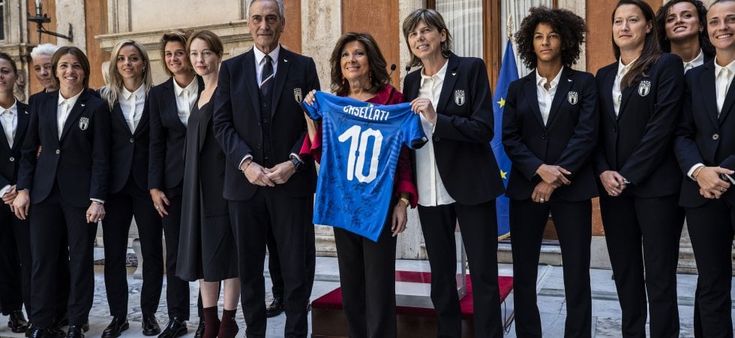 Mondiale calcio femminile, Casellati: "Riscattate i maschi"