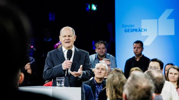 La gaffe di Scholz sui missili Taurus che ha fatto arrabbiare i britannici. Wallace: “È uomo sbagliato nel posto sbagliato”