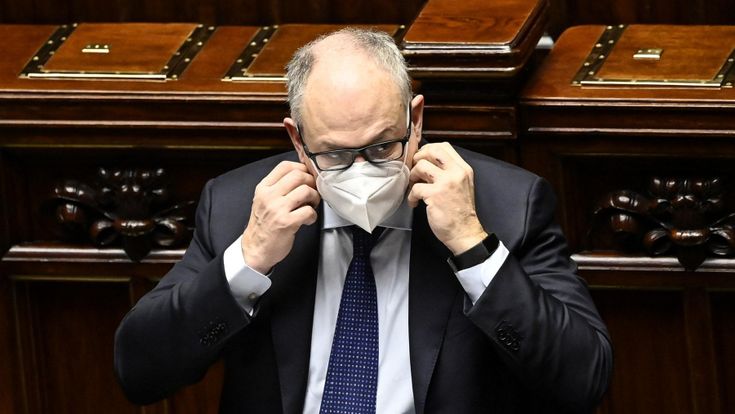 Gualtieri: “Sì, servono procedure veloci o perderemo i soldi” 