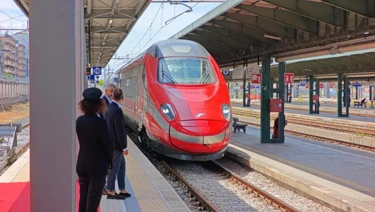 Ferrovie: interruzioni su linea Napoli-Salerno via Cava dei Tirreni. Variazioni nei prossimi weekend