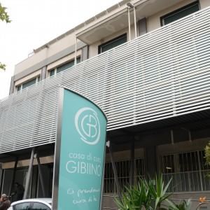 Neonata morta, stop ai parti alla clinica Gibiino. Le cinque accuse della Regione