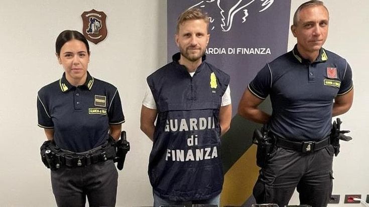 La droga viaggia sul Tir, maxi sequestro all’Interporto: 33 chili di cocaina