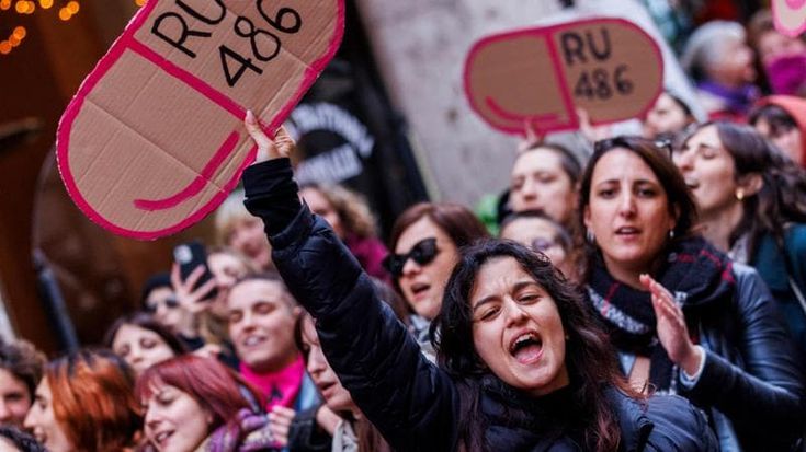 Diritti sotto attacco: aborto, politica e senso di colpa