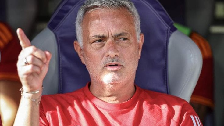 Mourinho: “La Roma non mi ha appoggiato sul caso Taylor, è la cosa più triste. Gli arbitri? In Italia non mi sento più a mio agio”