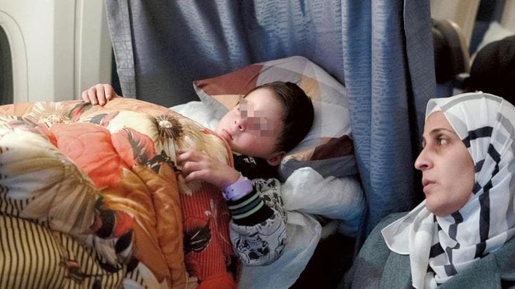 Dall’Egitto agli Emirati: in volo con i bambini di Gaza feriti