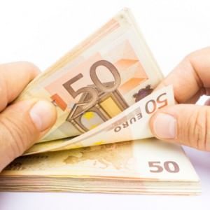 Ocse, cresce il peso del Fisco in Italia: al sesto posto per tasse e contributi