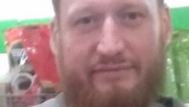 L'ultima sparata di WarGonzo, il giornalista propagandista russo ferito nel Donbass: "Mi hanno amputato, i medici russi mi faranno rinascere l'arto con le staminali"