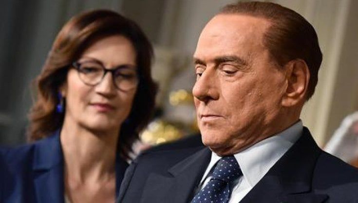 Polveriera FI, Gelmini sotto accusa. Pressing su Berlusconi: "Va rimossa"