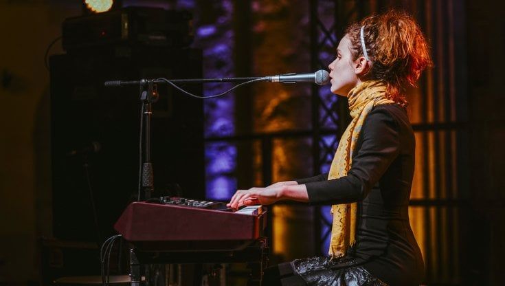 Frida Bollani Magoni, a 17 anni a PianoCity: "Ho l'orecchio assoluto e nella musica trovo la vita" 