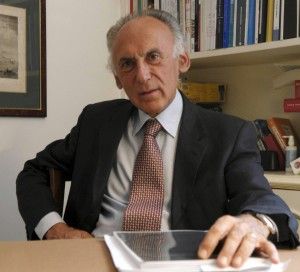 Marino de Luca <br />"Un errore <br />chiudere la piazza"