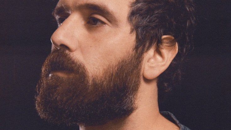 Tommaso Paradiso annuncia il nuovo tour. E arriva il singolo "Viaggio intorno al sole"