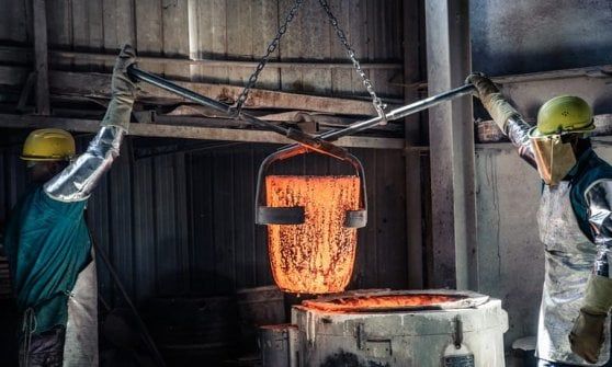 La bottega di Pietrasanta dove il bronzo diventa arte