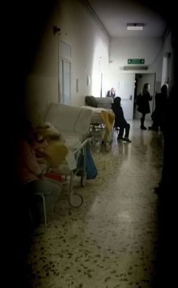 Loreto mare, continua l'emergenza barelle
