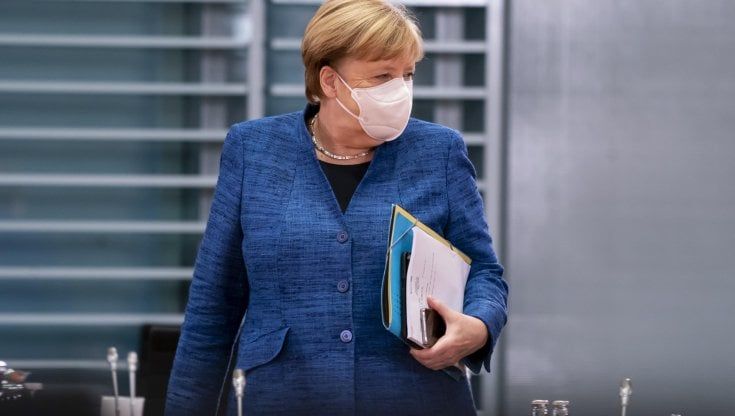 Germania, annullato il congresso della Cdu. Si complica la successione di Angela Merkel