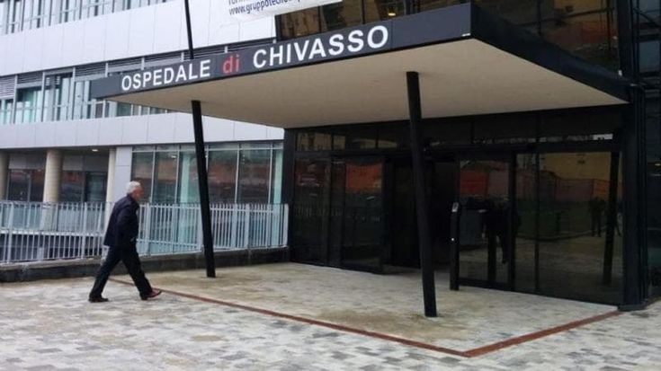 Inchiesta Asl To4, il primario si faceva timbrare il cartellino e andava a giocare a golf