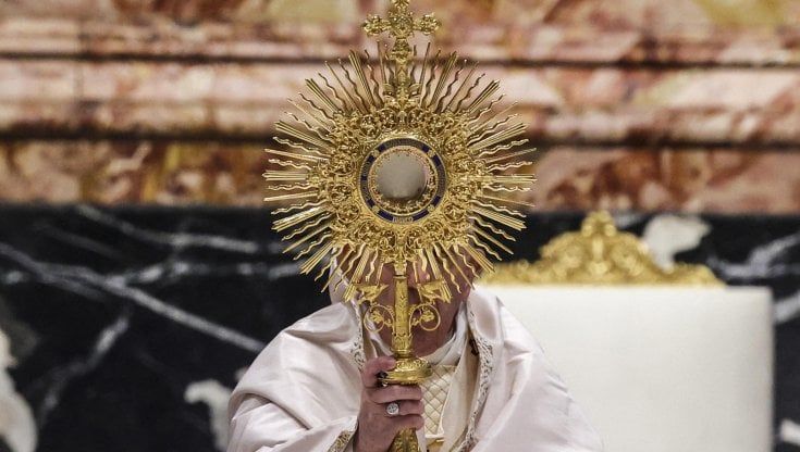 Vaticano contro la legge sull'Omofobia. Zan, "Ingerenza di uno Stato straniero". Mons. Formenti, "Il Papa non può non sapere"