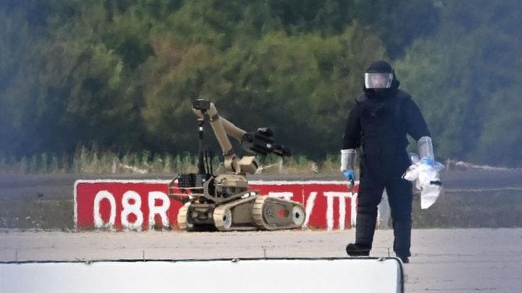 Lipsia, tre droni vicino all’aeroporto: uno era esplosivo. Berlino: “Attacco ibrido”