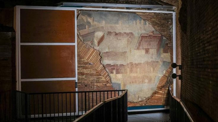 Restaurata la “Città dipinta”, l’affresco riemerge nel nuovo museo delle Terme di Traiano
