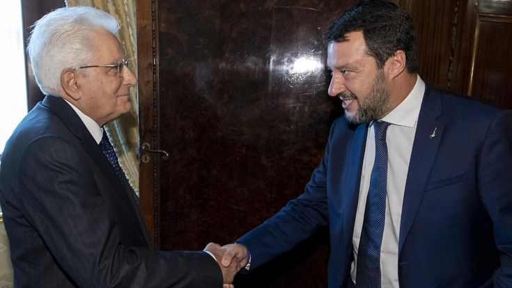Gli appelli al Colle che irritano Mattarella e dividono l'opposizione