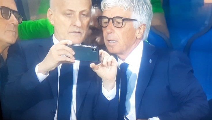 Atalanta, Gasperini: "Con gli episodi arbitrali non si capisce più niente". Il ds Marino: "Decisioni senza logica"