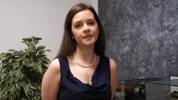 Malattie rare. Marta, colpita a 20 anni dalla miastenia: "La nostra disabilità è invisibile"