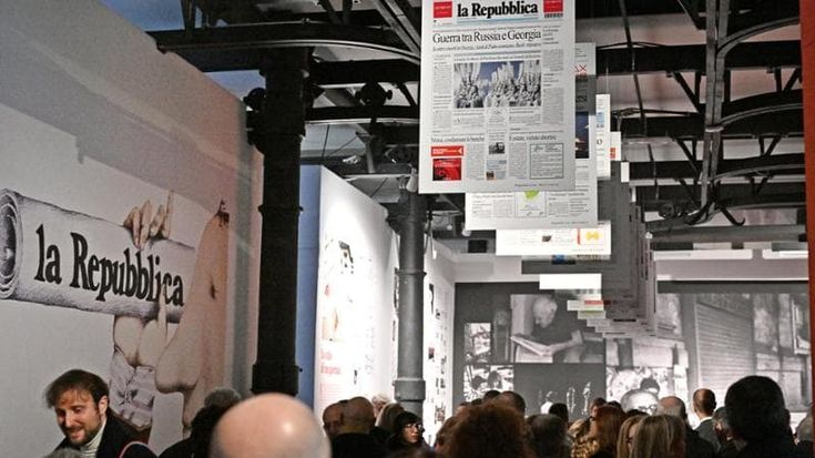 “Repubblica”, cartoline da Napoli: “Racconta la forza della città”