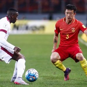 Cina, bufera sul difensore della nazionale. La moglie: "Mi tradisce, cacciatelo"
