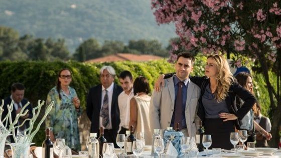 'I delitti del BarLume', Lucia Mascino è il commissario Fusco: "Tra la donna bionica e l'ispettore Colombo"
