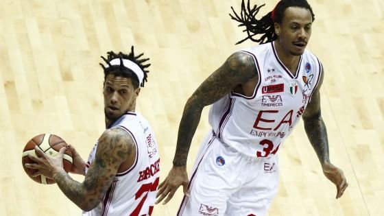 Basket, Final Eight: Milano torna in finale, Brindisi lotta ma si arrende