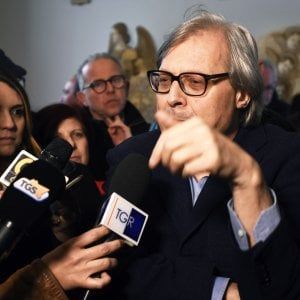 Sgarbi si dimette da assessore: "Non voglio più avere rapporti con Musumeci"