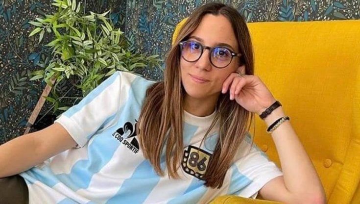 Caso Aurora Leone-Nazionale cantanti, a Milano domenica partita di calcio femminile: "Non esistono sport solo per maschi"