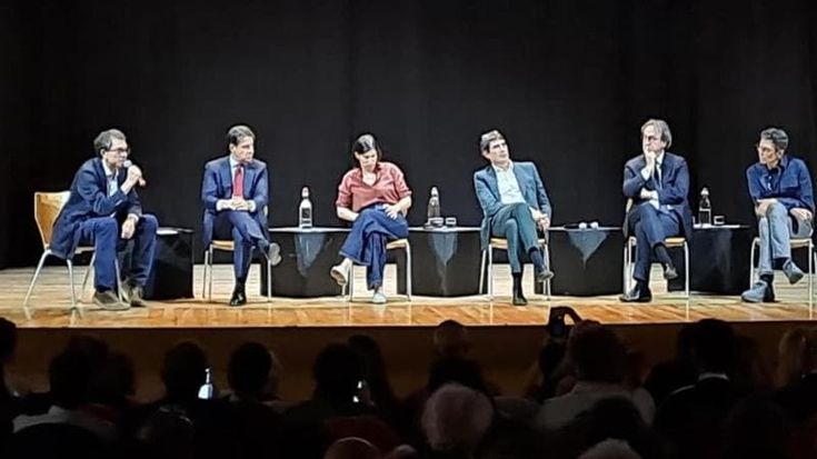 I dubbi di Conte sulla corsa a due. Il Pd: il programma fra la gente