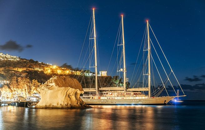 Ischia, così l’eleganza di Athena esalta la baia di Lacco Ameno