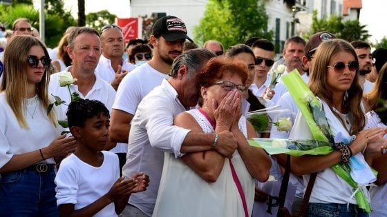Francia, è morto l'autista di Bayonne. Massacrato per una "mascherina"