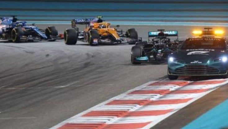F1, la Fia vuole fare chiarezza sulla safety car di Abu Dhabi