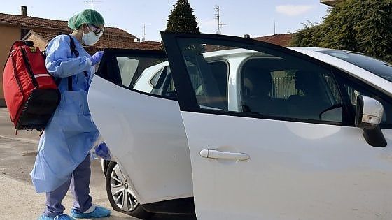 Napoli, all'AslNa1 in arrivo 100 kit per il controllo a domicilio