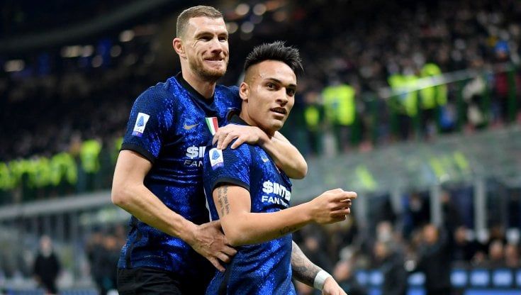 Inter-Salernitana 5-0: tripletta di Lautaro e doppietta di Dzeko, i nerazzurri tornano in testa